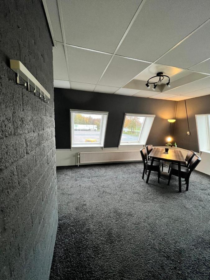 Hotel De Raket Rogat Luaran gambar