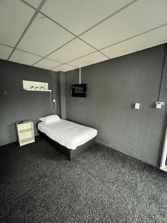 Hotel De Raket Rogat Luaran gambar