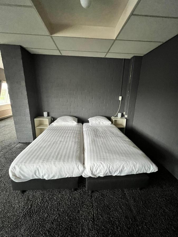 Hotel De Raket Rogat Luaran gambar