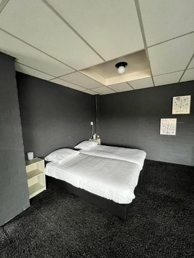 Hotel De Raket Rogat Luaran gambar